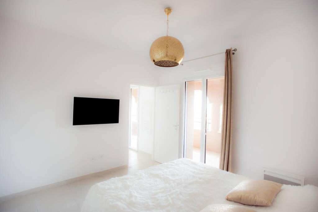 Magnifique Appartement Avec Vue Imprenable La Londe-les-Maures Buitenkant foto